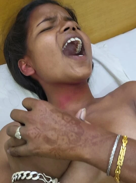 Boyfriend and girlfriend enjoyed in hotel full Hindi audio