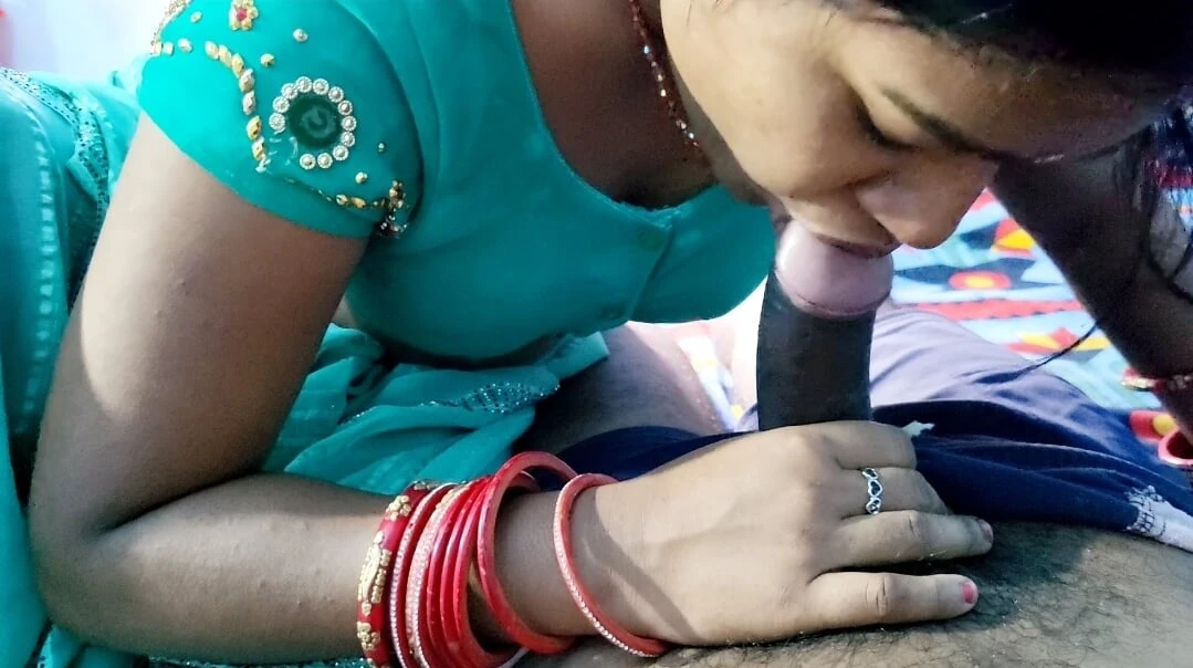 Desi bhabhi sucked boyfriend’s Hindi audio