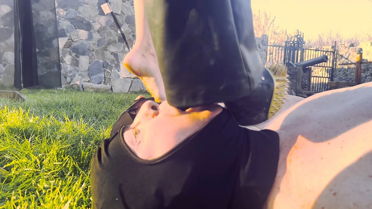 DOUBLE EXTREME FOOT GAGGING 682