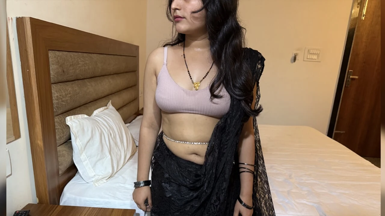 First time anal sex with her cousin started crying in pain cousin desixxx