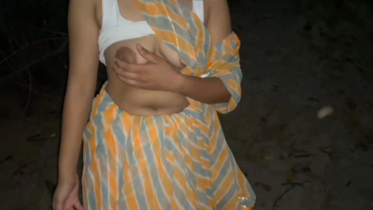 Indian village hot school desi girl fucked in the forest viral MMS 18+