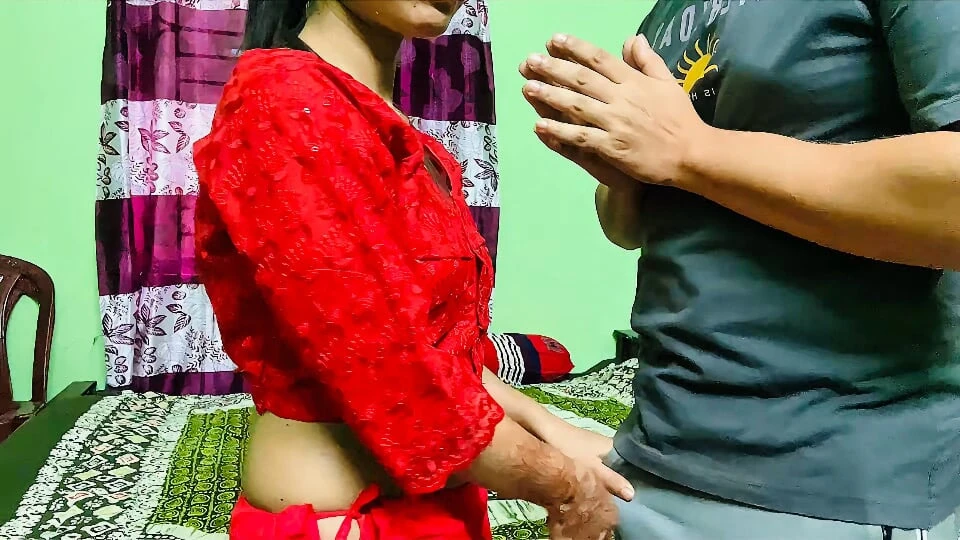 The mistress satisfied her youthful desires with the help of a servant