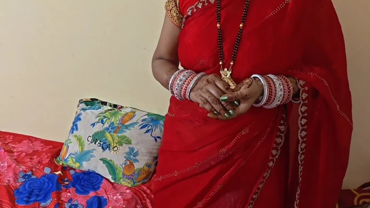 Village Beautiful Bhabhi First Time Sex with Sasur in Bedroom Desi Girl xxx Tight Pussy Viral Video