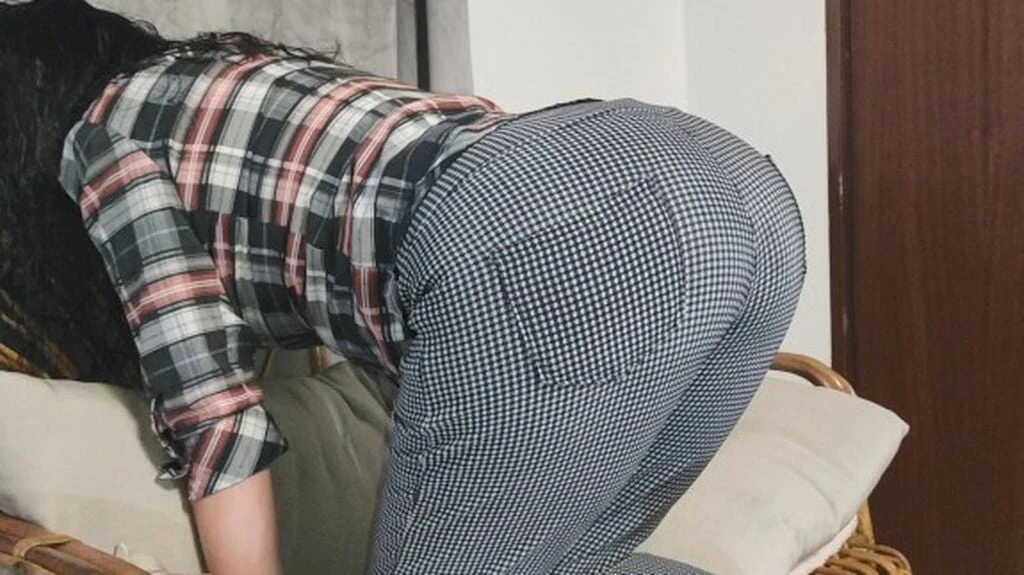 Are You Serious You Want To Fuck Me in Ass? I’m your Stepmom! OK but Please don’t tell anyone !