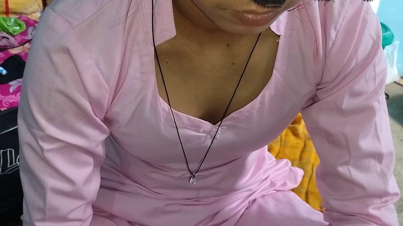 College friend breaks for the first time in her room Fast time sex College friend