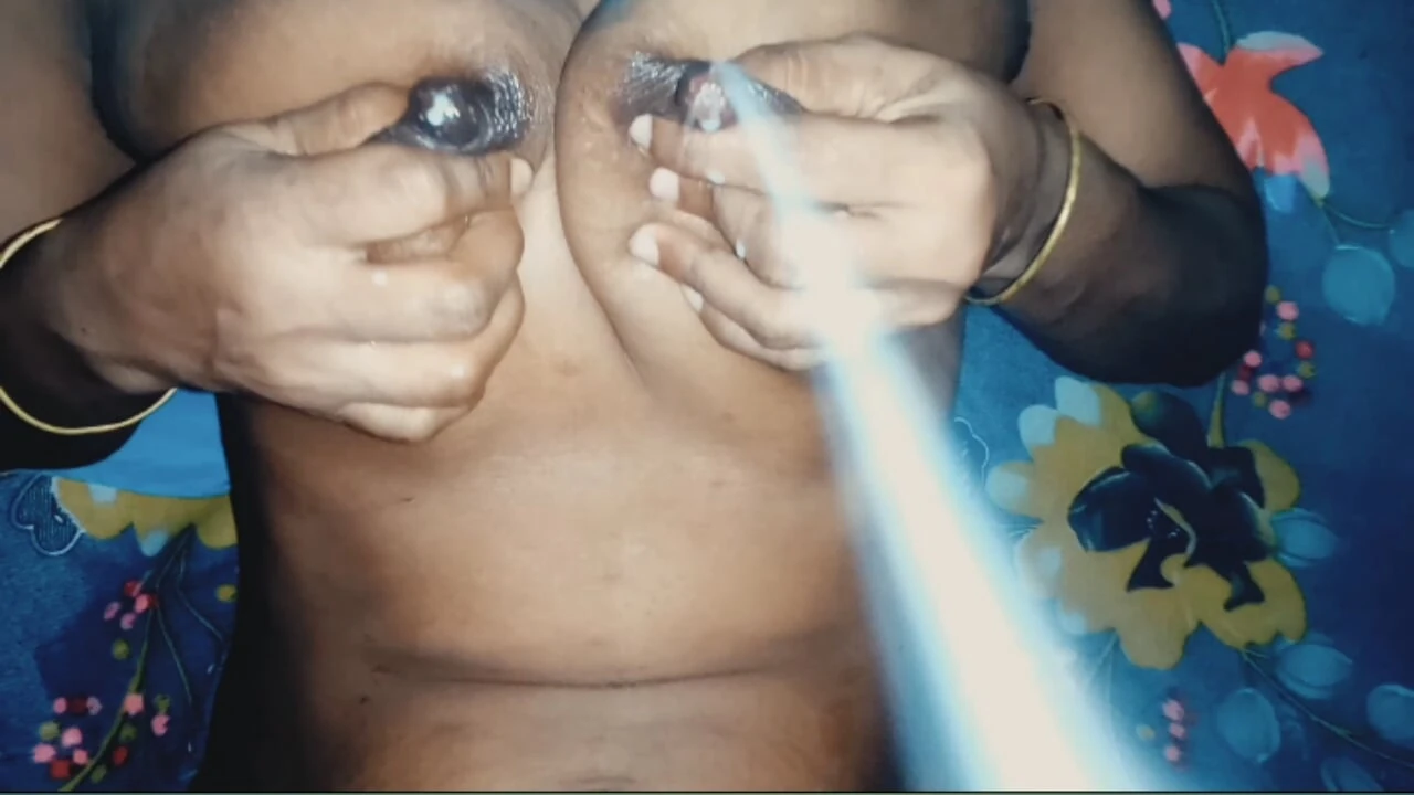 Desi house wife ki bottle sex