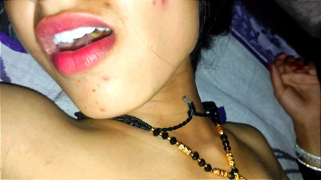 Desi teen girl tight pussy xvideo , desi hot village girl sex video