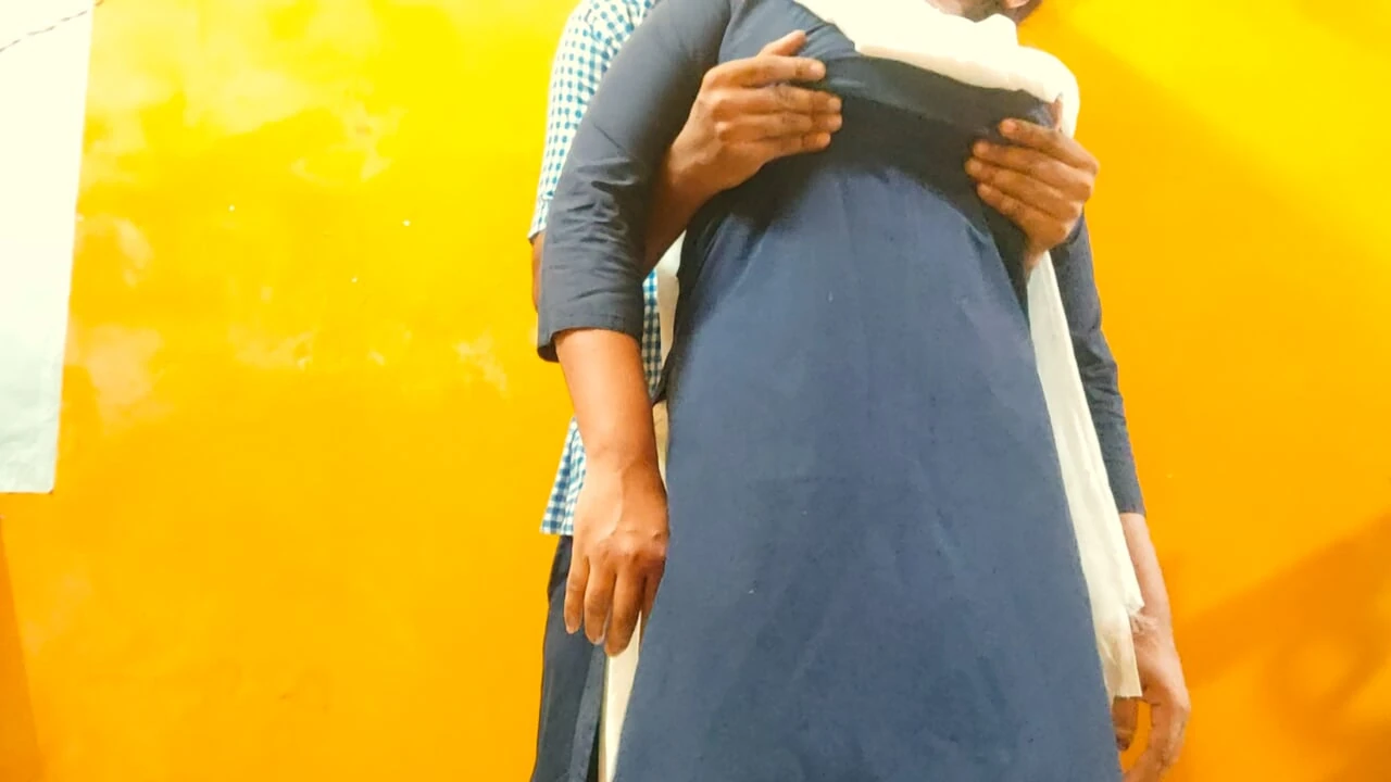 First time indian girl sex video leaked in internet