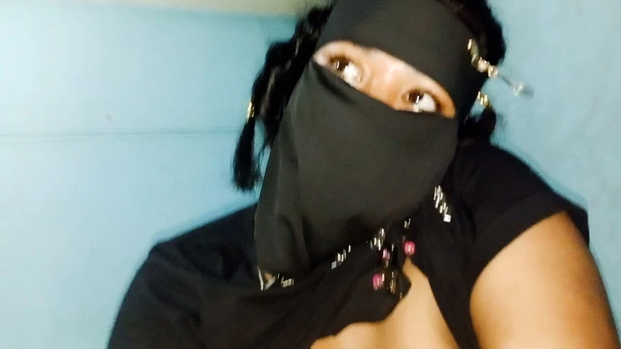 Hot Bengali speaking friend’s wife fucked with condom 🫦