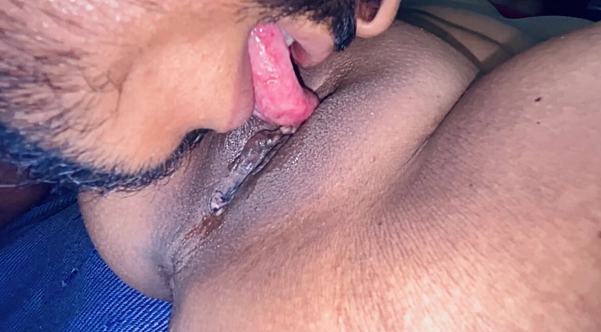 Hot Bhabhi Milk Suck And Pussy Licking Video