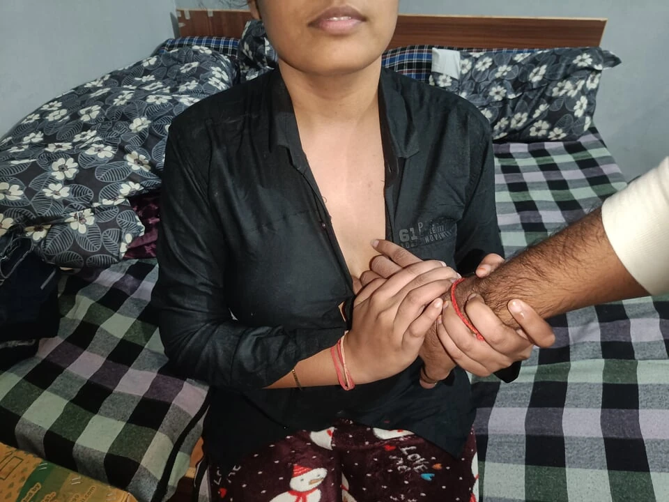 market gayi to jija ji ne mujhe chod kar meri chut lal kardi