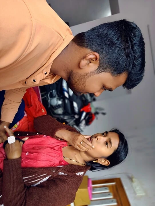 Pahli bar Bhai aapne bahan ke gand me aapna land dal raha he – Indian desi bhabhi and boy homemade sex movies.