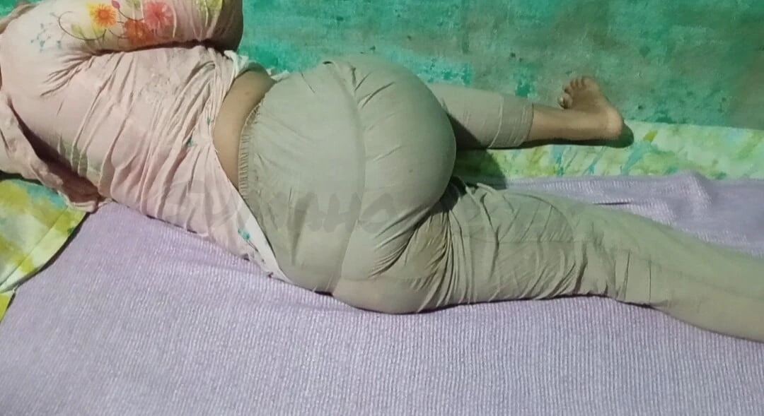 Bangladeshi Beautiful Women and her boyfriend Sex Video