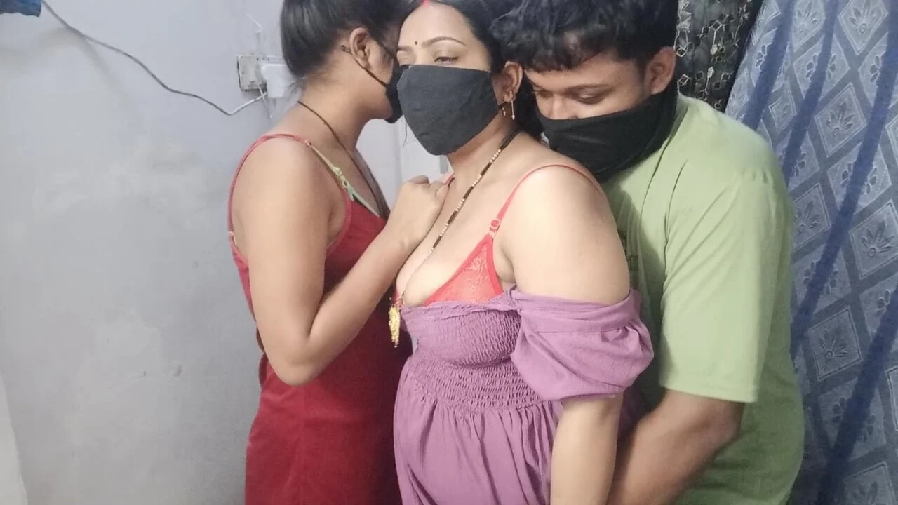 Biwi Aur Sali Ki Ek Sath Mast Chudai – Hot Sex With Indian Wife And Sister-In-Law