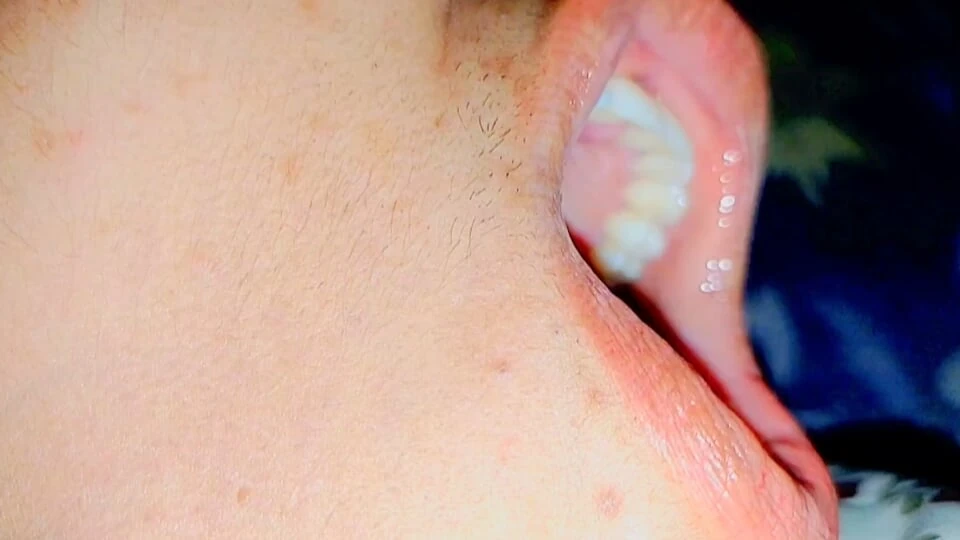 Deshi bhabhi ko usi ke badroom mein jaakr choda raat ko hindi Audio