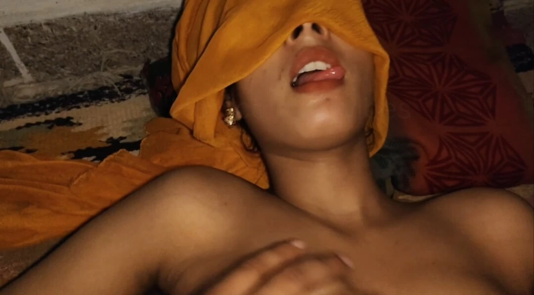 Desi Bhabhi Viral Video Bhabhi Ne Land Ko Chus Kar Chut Chudwai