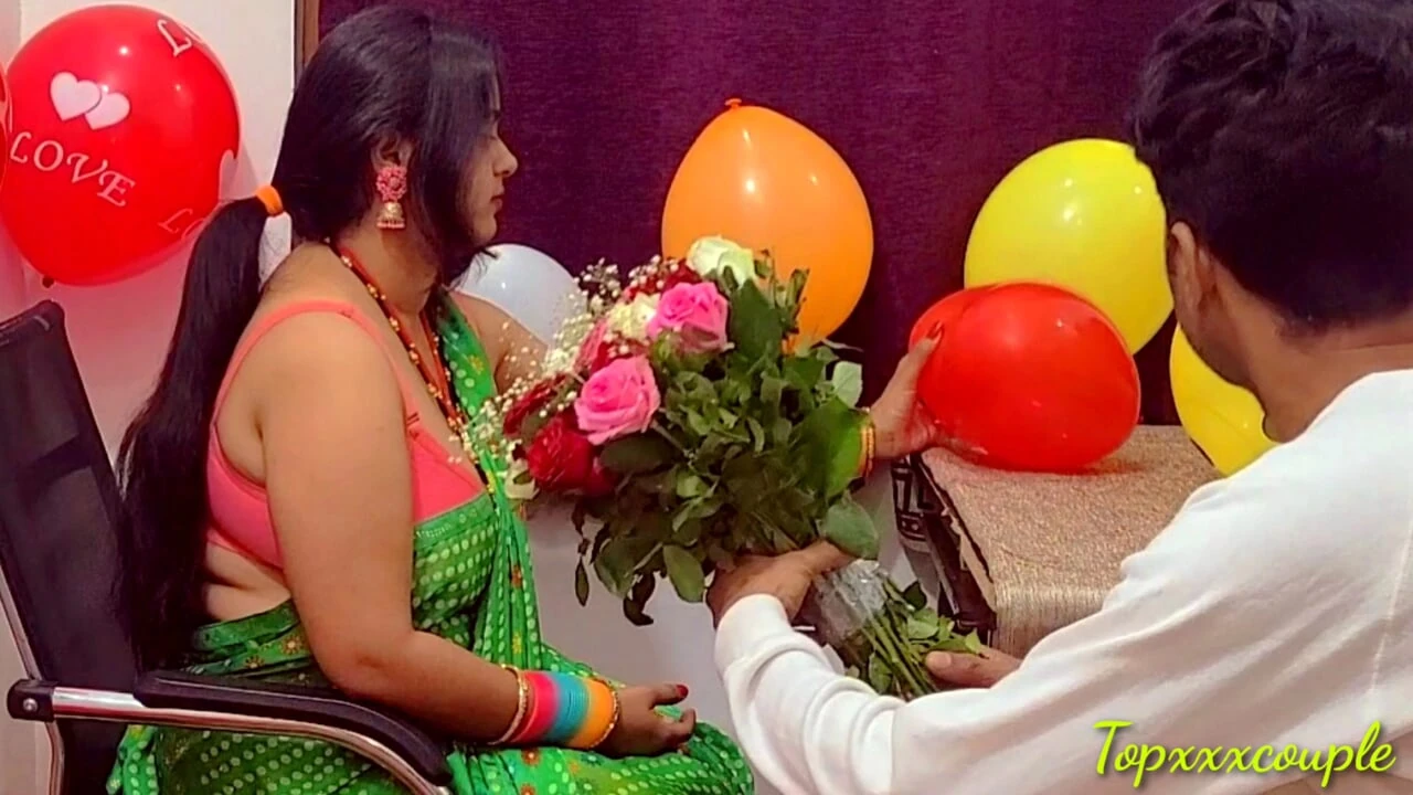 Ever best office fuck on Valentine day.