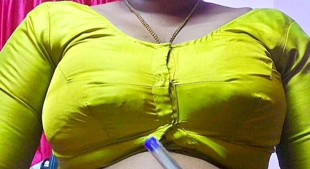 Indian horny Beautiful Lady Sex in private