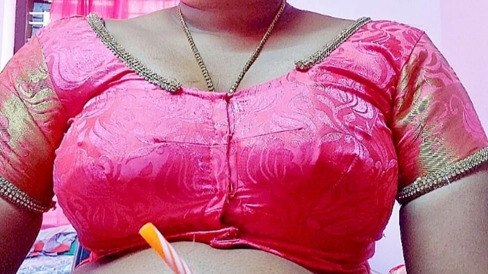 Komal is sharing his wife for the first time in an Indian.