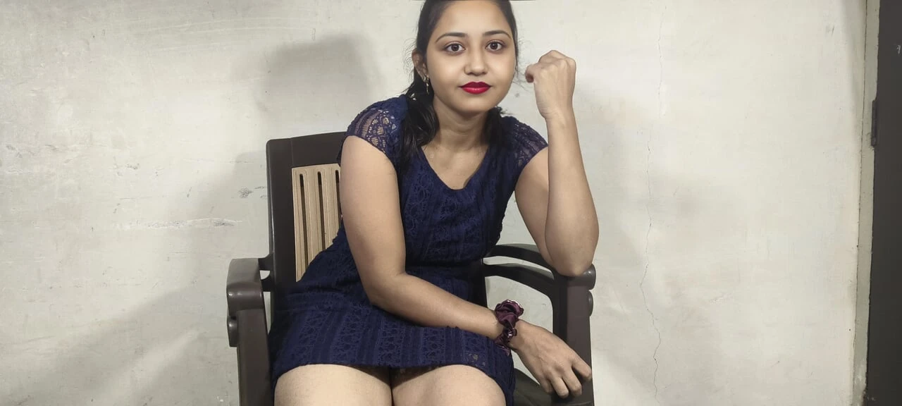 Step sister and me alone at home hot indian web series