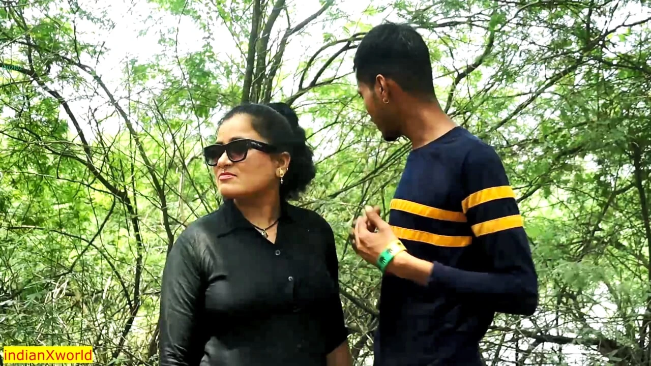 Village Bhabhi Dating Sex at Jungle with Unmarried Devar! Desi Sex