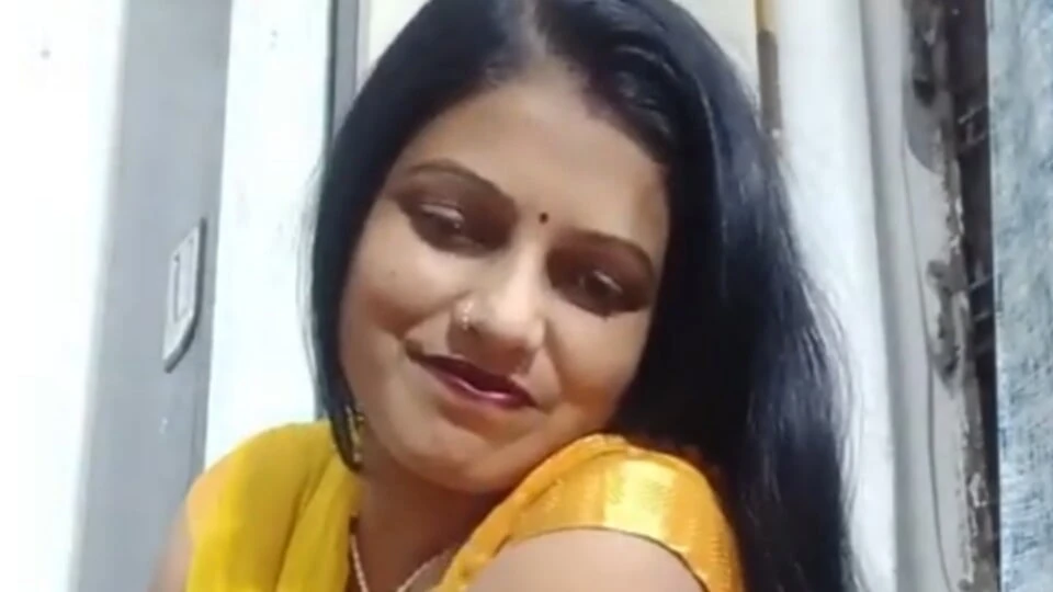 XXX Beautiful Hot Stepmom, xxx Hot Stepmom, Stepmom Stepson xnxx, Dirty Talk xxx Video Bangla MMS